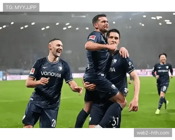 保级六分战:波鸿主场迎战沙尔克04,败者将深陷降级区 保级六分战:波鸿主场迎战沙尔克04,败者将深陷降级区